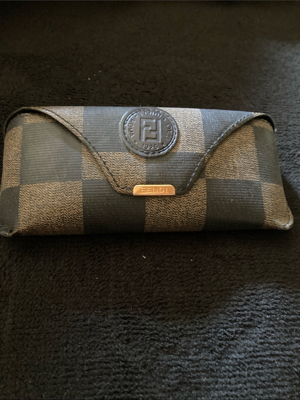 Fendi Translucent Green Oval Sunglasses - Picture 8 of 10